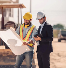 engenheiros planejando a construção